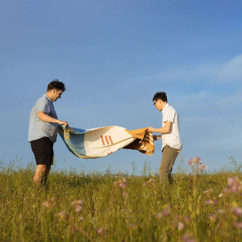 Caminito Picnic Blanket - Horizonte Paseo