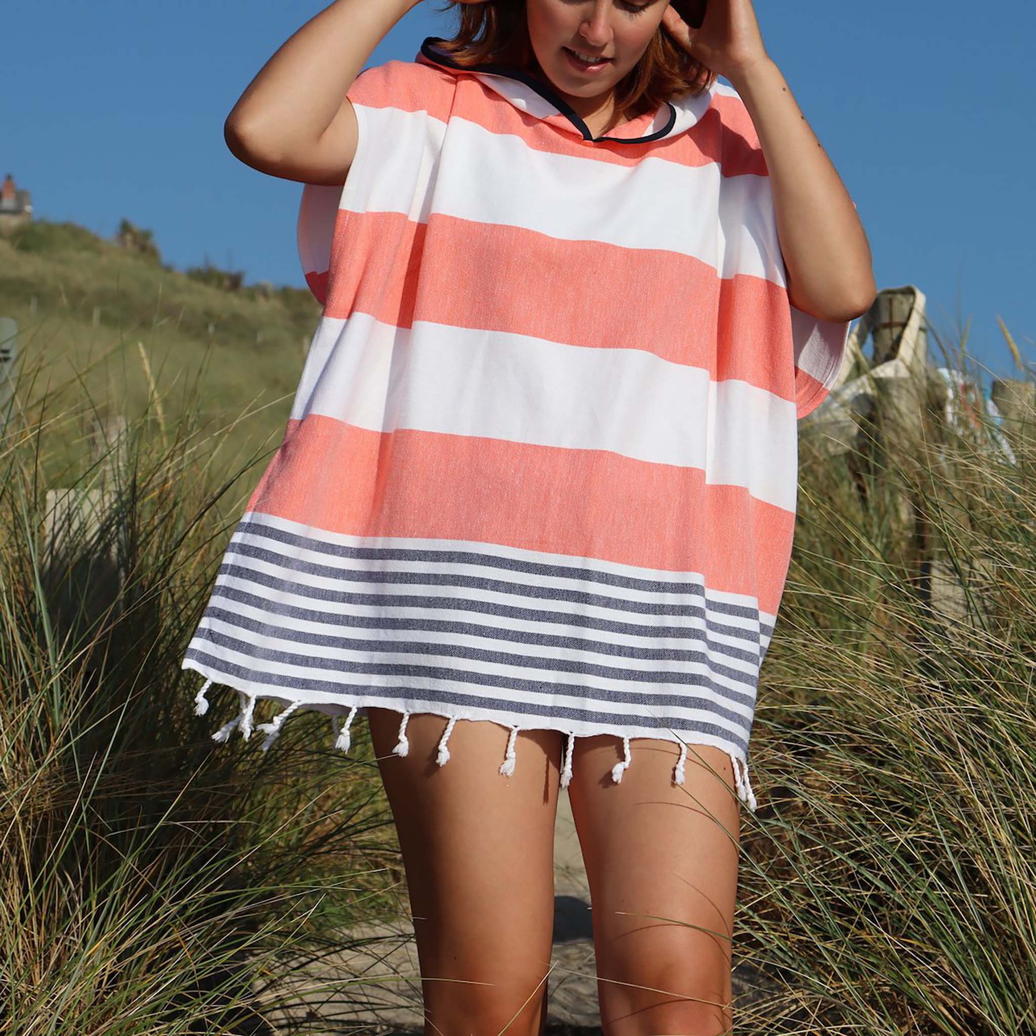 Tides Shortie Poncho - Coral/Navy