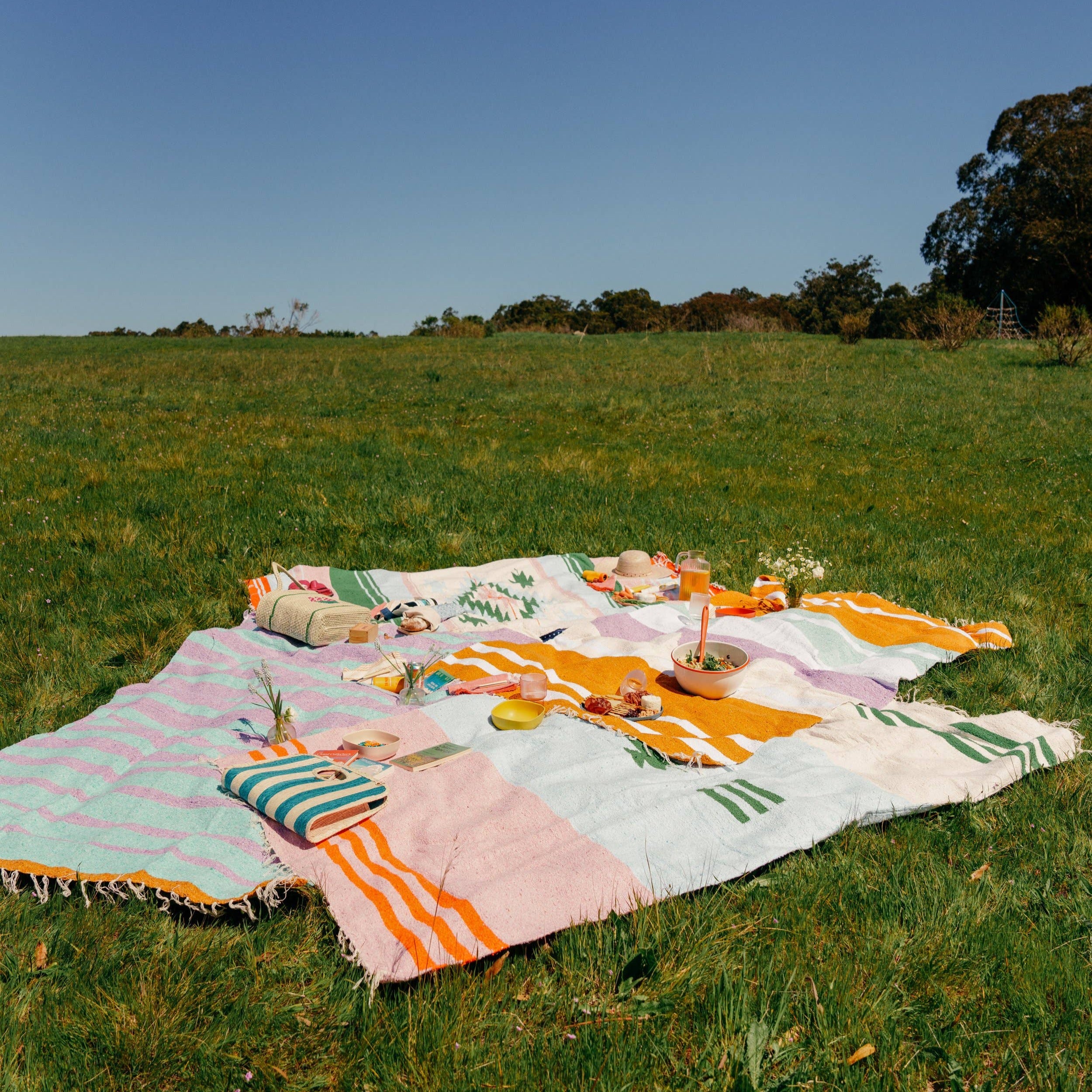Caminito Picnic Blanket - Horizonte Vuelta